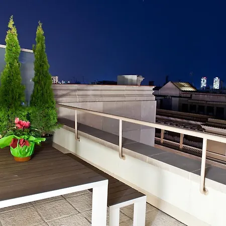 Atico Paseo De Gracia Apartment